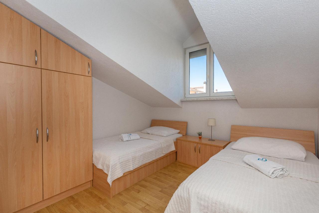 Apartments Dalmata Biograd Na Moru Luaran gambar
