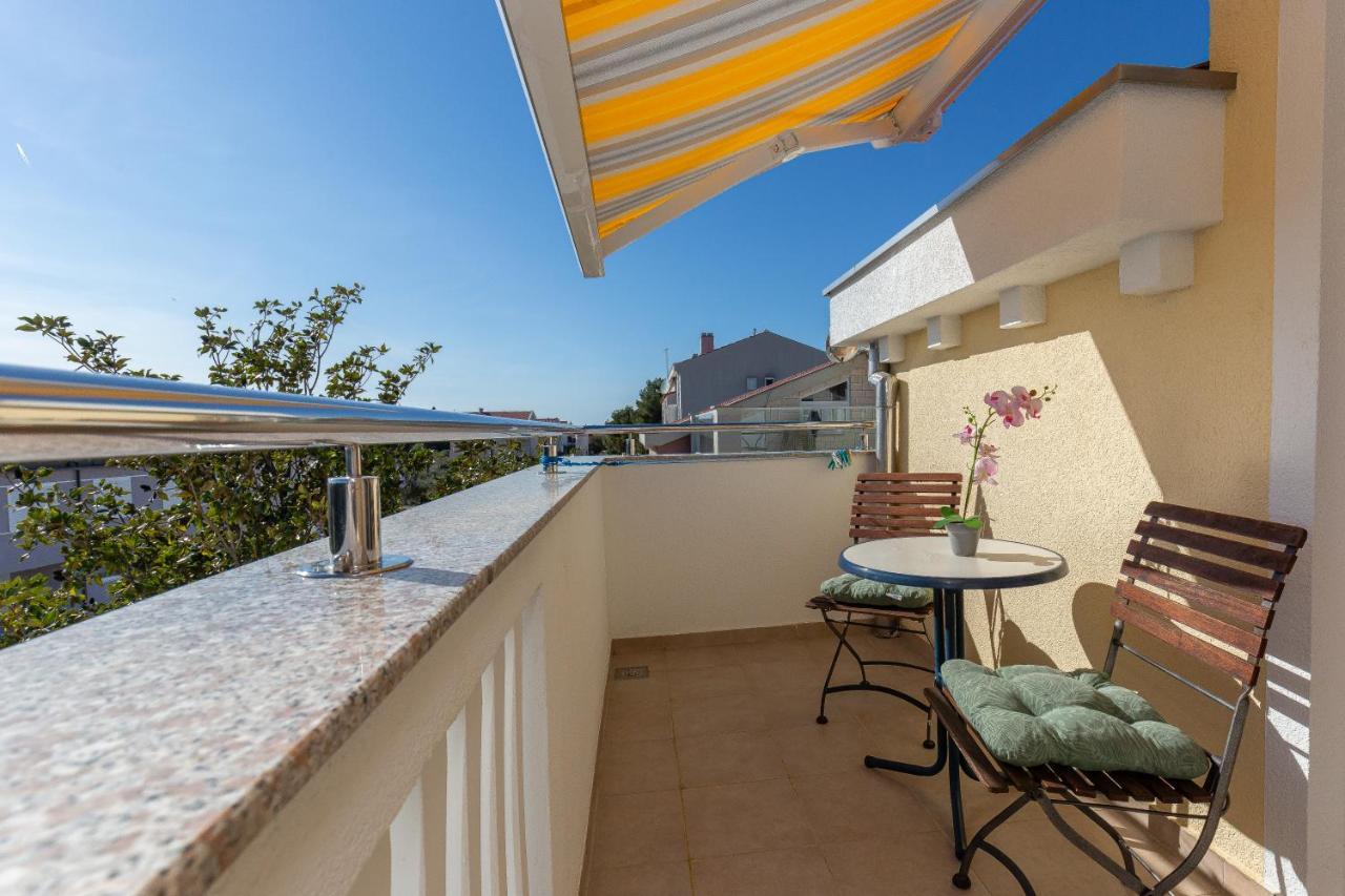 Apartments Dalmata Biograd Na Moru Luaran gambar