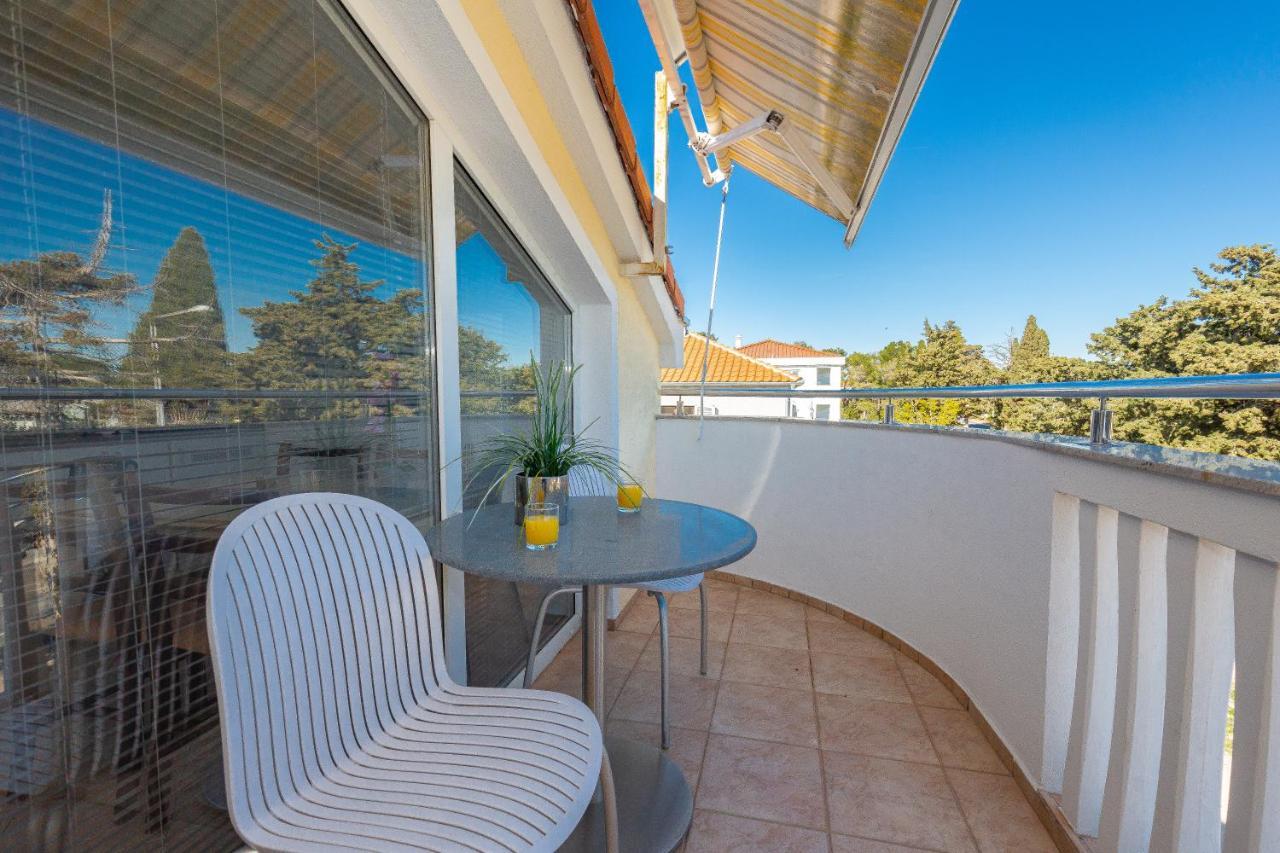 Apartments Dalmata Biograd Na Moru Luaran gambar