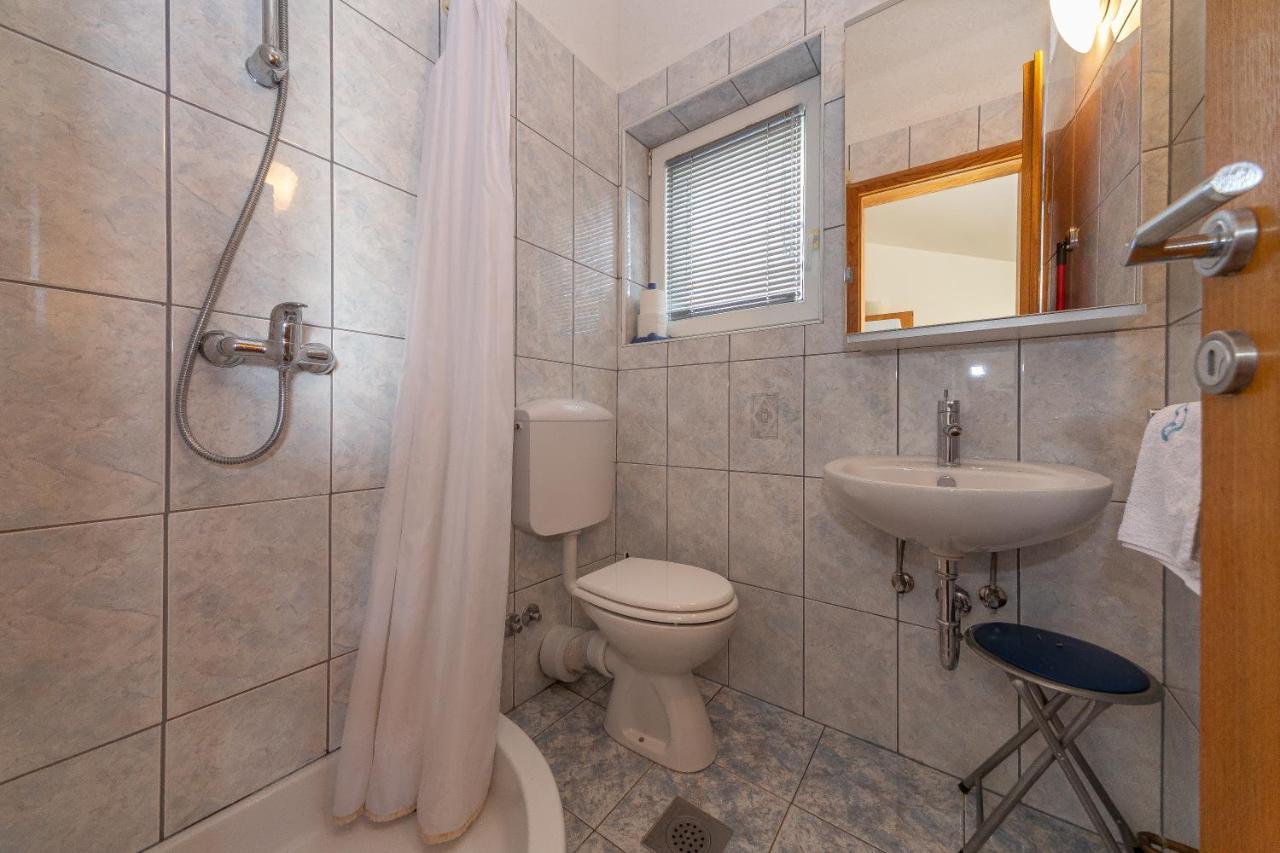 Apartments Dalmata Biograd Na Moru Luaran gambar