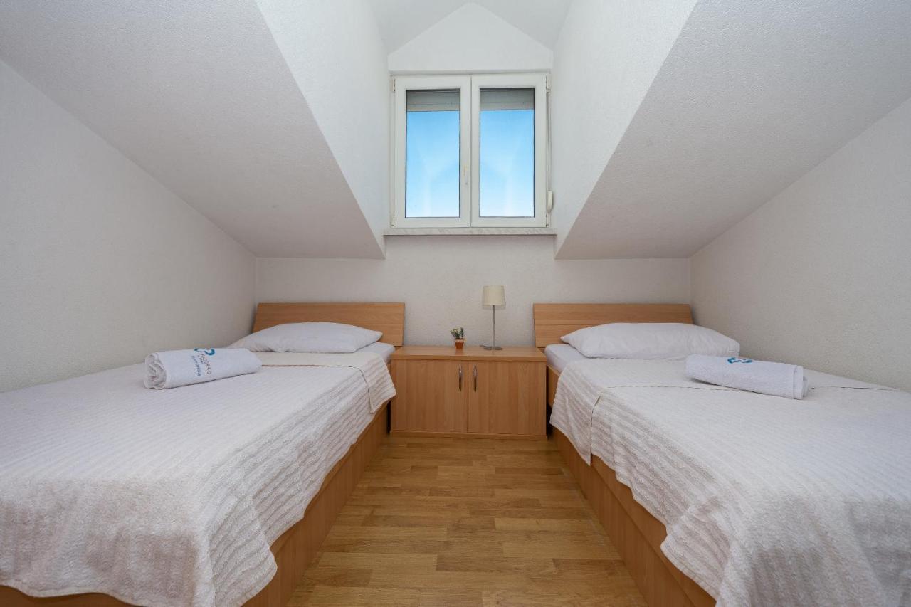 Apartments Dalmata Biograd Na Moru Luaran gambar