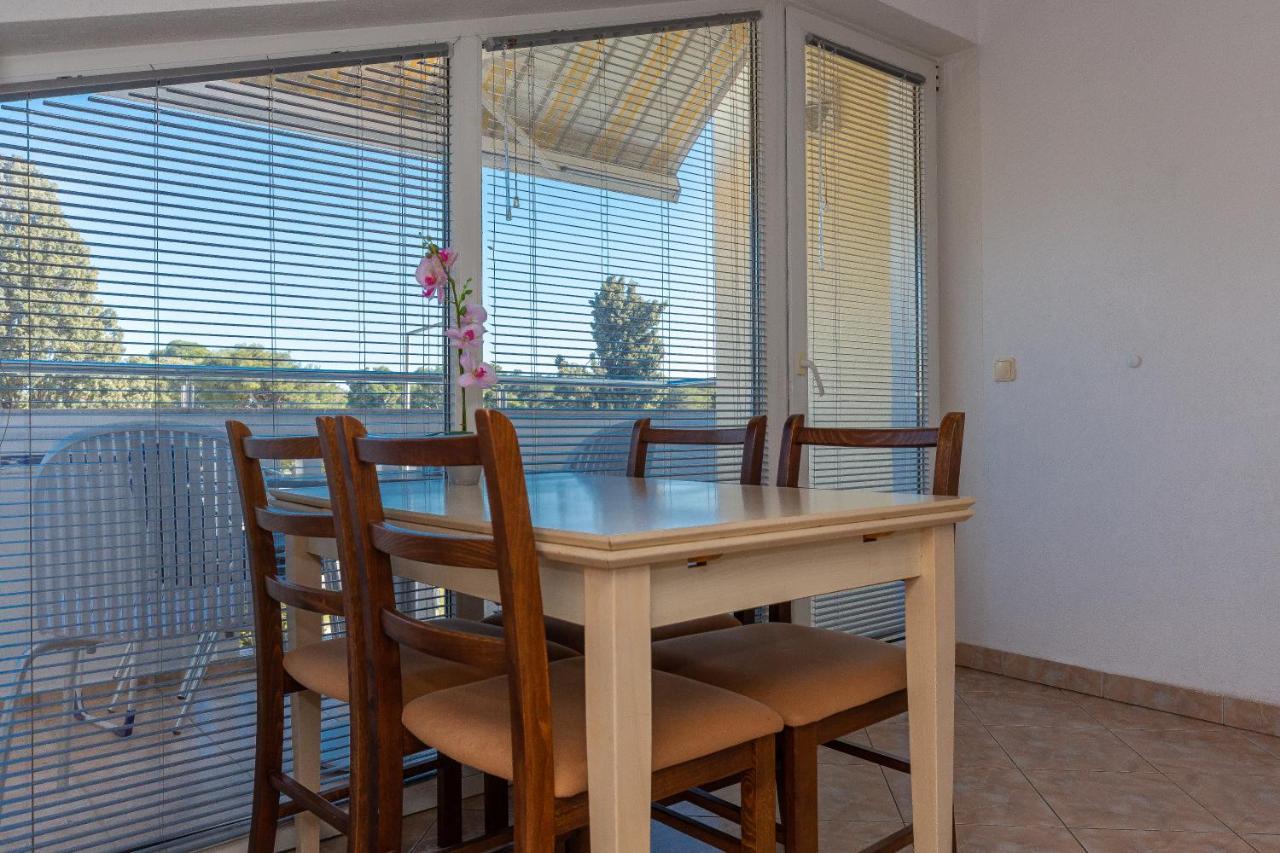 Apartments Dalmata Biograd Na Moru Luaran gambar