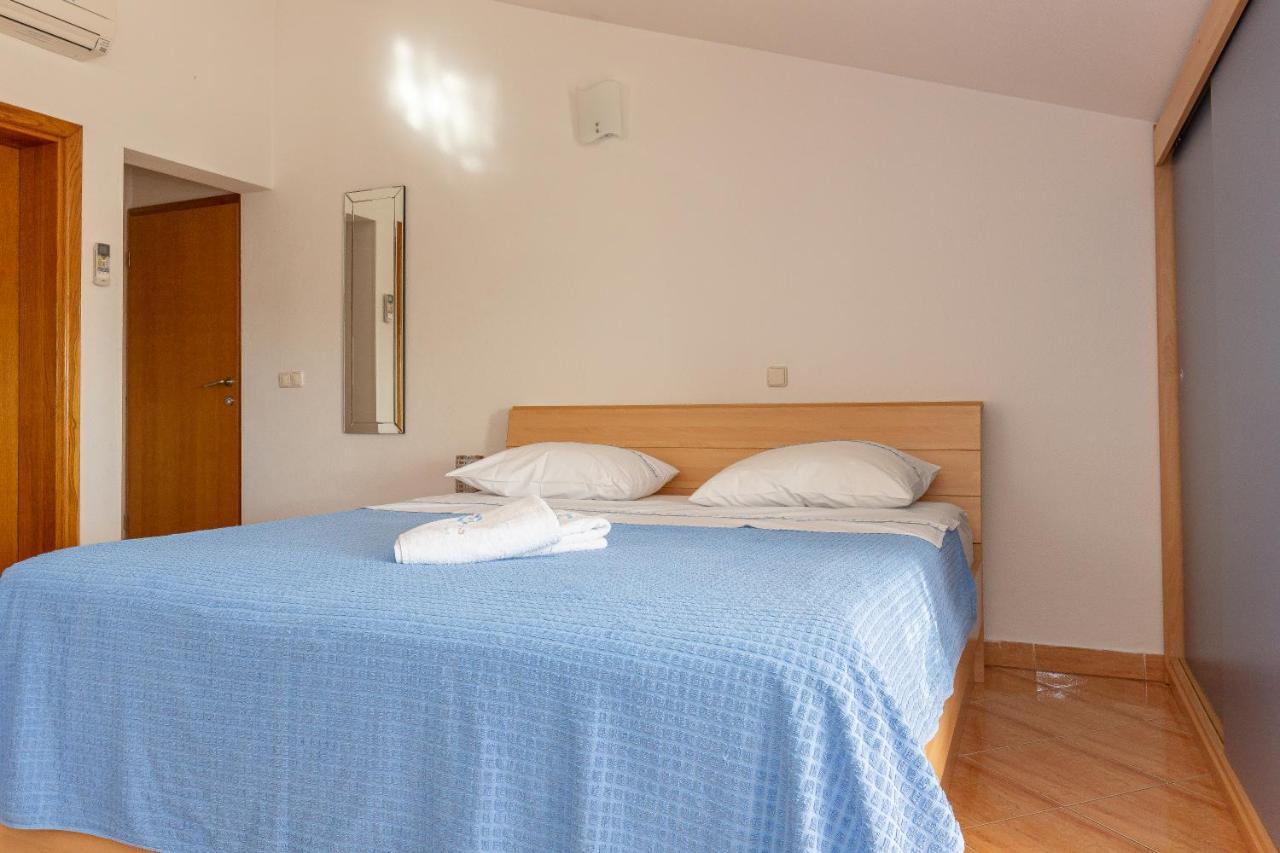 Apartments Dalmata Biograd Na Moru Luaran gambar