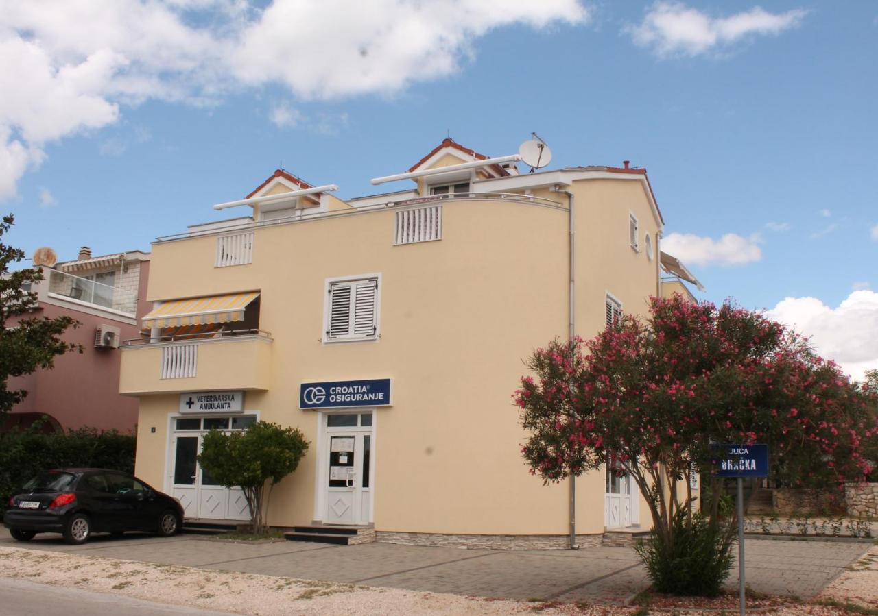 Apartments Dalmata Biograd Na Moru Luaran gambar