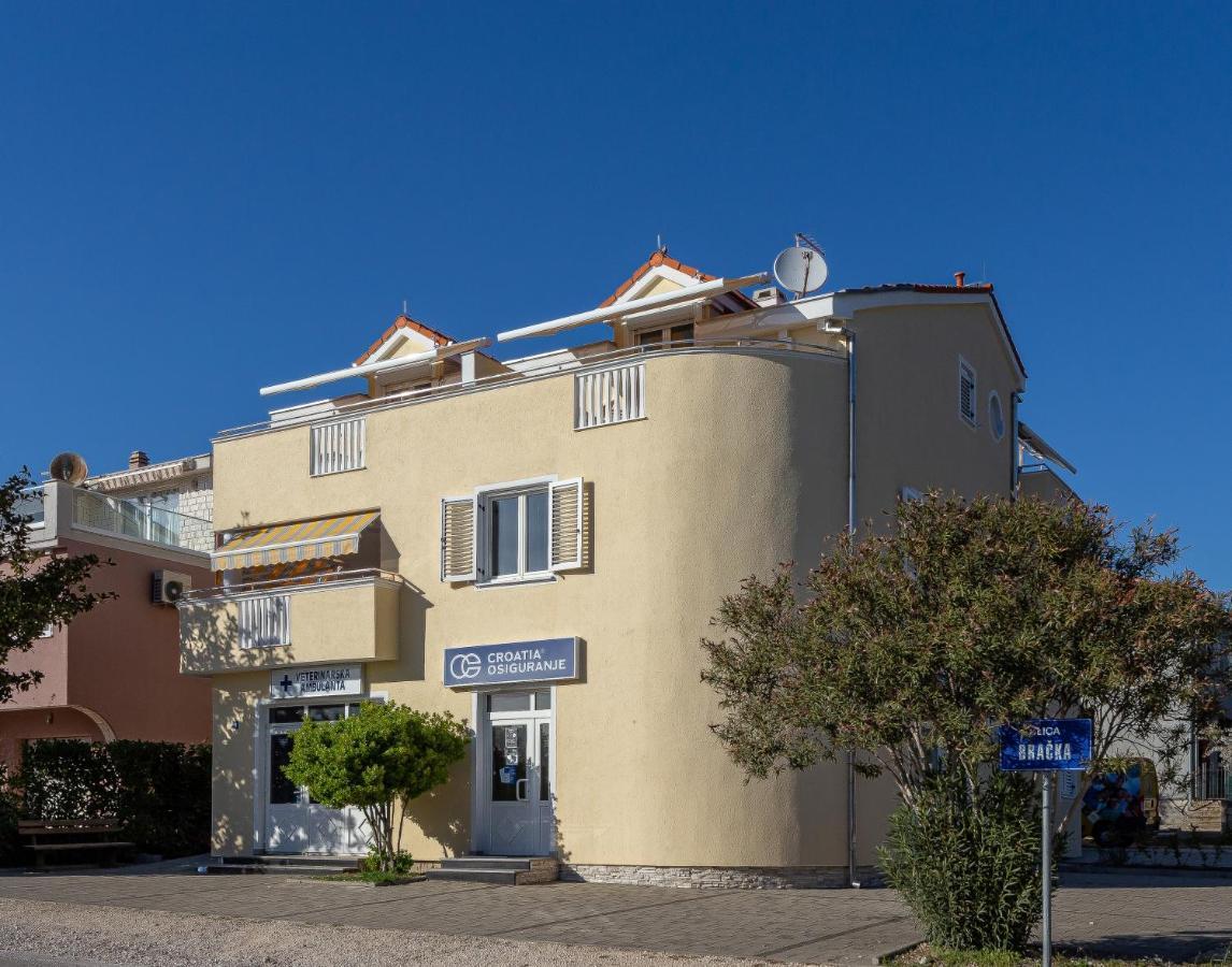 Apartments Dalmata Biograd Na Moru Luaran gambar